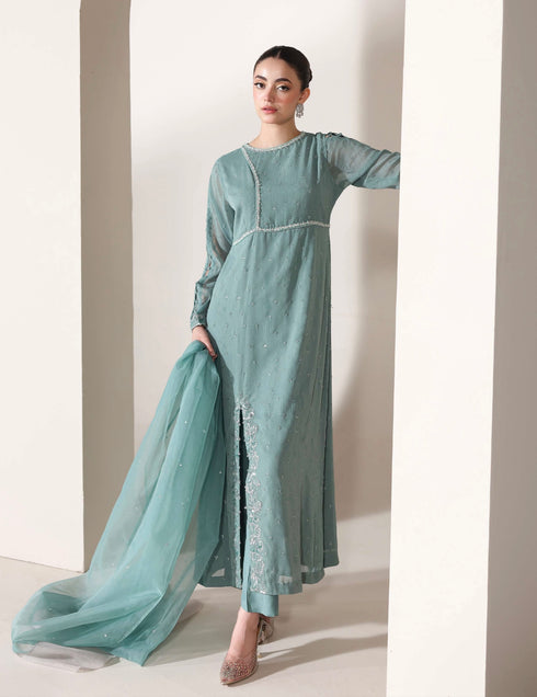 AK002 - Mint 3 piece suit