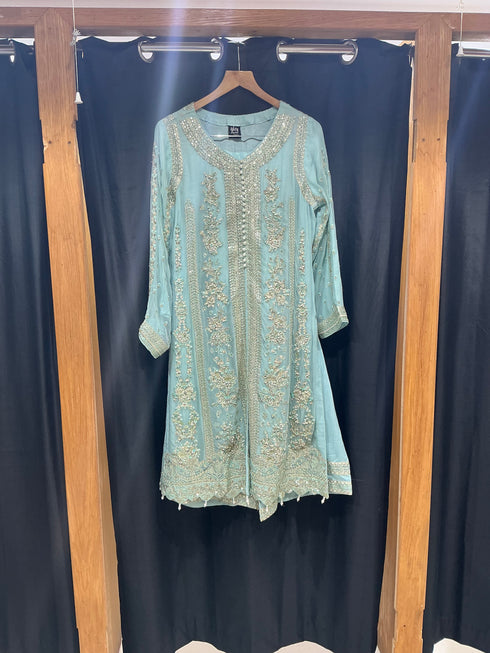 HP008 - 3 Piece embroidered Shirt with embroidered Dupatta and Plazo trouser